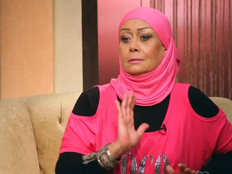 أول رد من هالة فاخر على أزمة طليقة ابنها